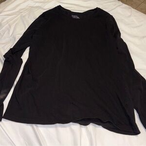 Women’s Black Long Sleeve Shirt